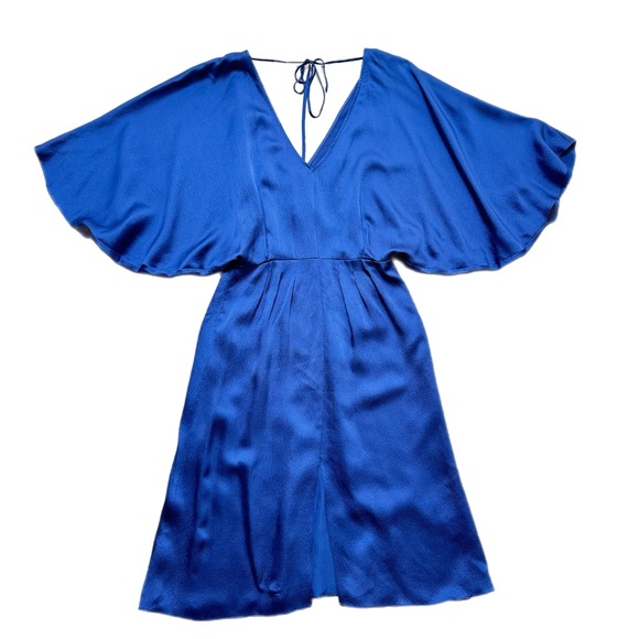 Escada Dresses & Skirts - ESCADA Silk Cornflower Blue Vneck Satin Batwing Midi Dress 36 S